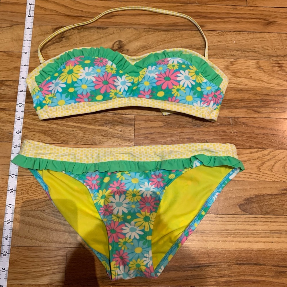 Cute, pastel, floral bikini - optional strapless